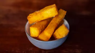 Chips at Cora Pearl