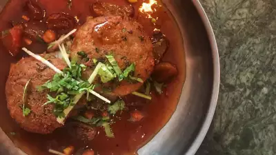 Aloo tikki channa chaat at Lucknow 49