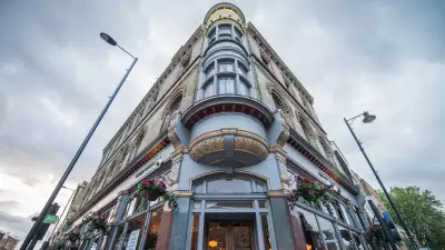 Best places to eat and drink in Stoke Newington: The Three Crowns