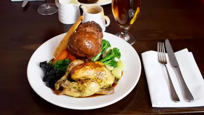 London's best Sunday roast &ndash; Jones Family Project