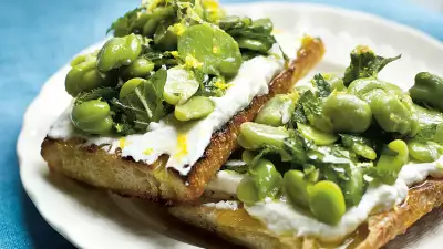 Make Polpo’s broad bean, mint and ricotta bruschetta