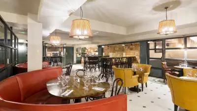 Davy's Bunghole Cellars Restaurant Wine Shop in Holborn