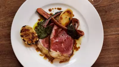 Mele e Pere's Sunday Roast all'Italiana