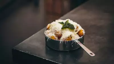 Best restaurants Shoreditch &ndash; Burger & Beyond