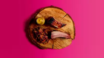 Sugar-cured ribs with kimchi