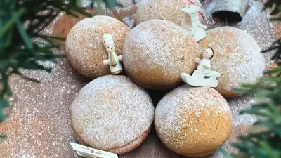 Bun House's Christmas buns