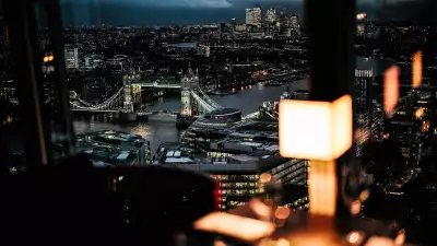 New Year's Eve in London &ndash; Oblix East