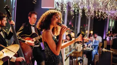 New Year's Eve in London &ndash; Oblix East