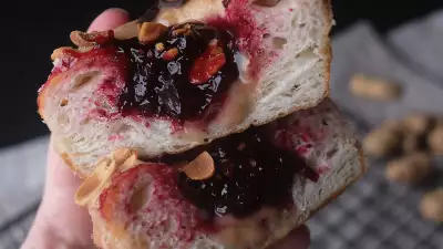 best places to eat vegan food in london, Crosstown Doughnuts