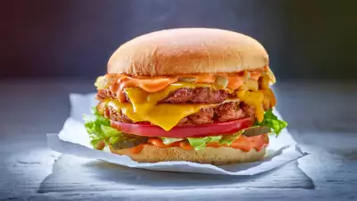 Best plant-based burgers in London &ndash; Halo Burger