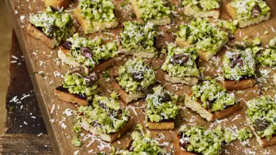Petersham Nurseries broad bean bruschetta recipe