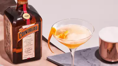 Cointreau cocktails | The sidecar