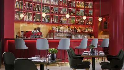 TOZI Grand Cafe Bar