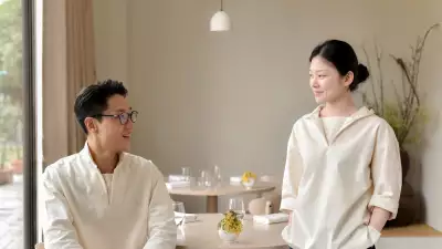 Woongchul Park and Bomee Ki