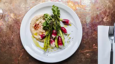 Smoked cod's roe with breakfast radishes