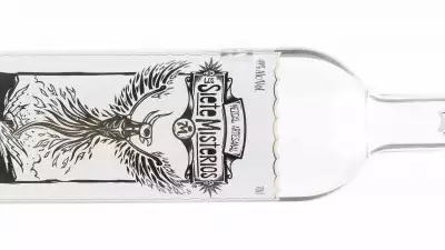 Los Siete Misterios Pechuga Mezcal