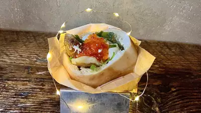 Miznon Festive Pita