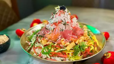 Yusheng salad