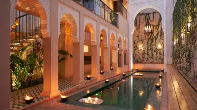 The pool at IZZA in the evening