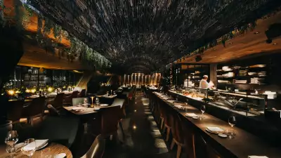 Clap interior