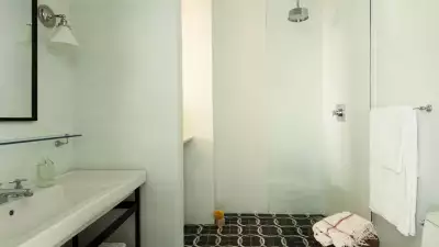 Bathroom, The Wythe