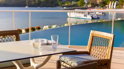 Parasol Beach Club
