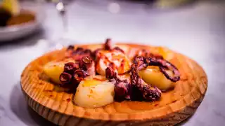Octopus and potatoes at Wright Brothers