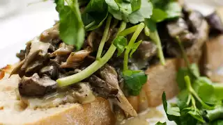 Mushrooms on toast