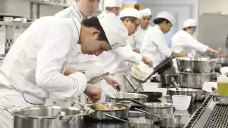 Le Cordon Bleu announces finalists for the 2017 Scholarship Award