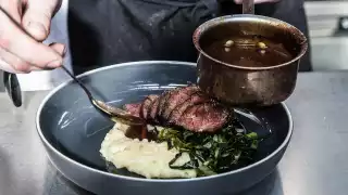 Flank plating up their steak dish