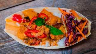 best places to eat vegan food in london, Greedy Khao's vegan signature red curry