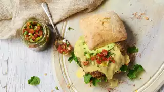 Veggie burgers with cheese