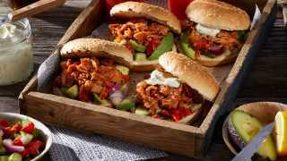 Pulled veggie burgers from Vivera