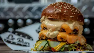 Le Royale Cheeseburger