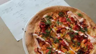 Moxon's Four Hundred Rabbits pizza