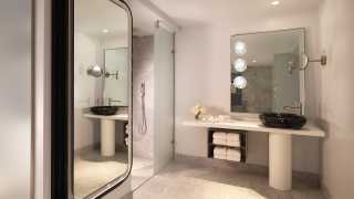 Sea Containers London suite bathroom