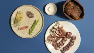 Bread, charcuterie and pickles