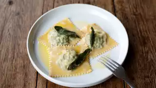 Maremma, Brixon: tortelli Maremmani with butter and sage