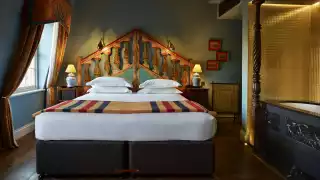 Deluxe bedroom