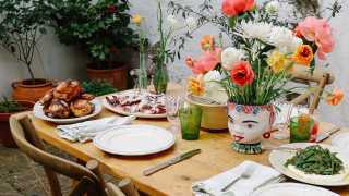 Tablescapes give a dinner party that wow-factor