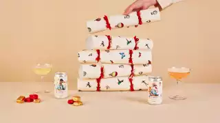 The Uncommon Christmas crackers and wine
