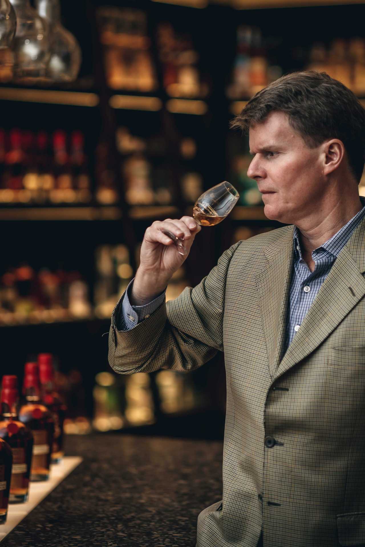 Maker's Mark | Rob Samuels tasting the whisky at The Whisky Shop