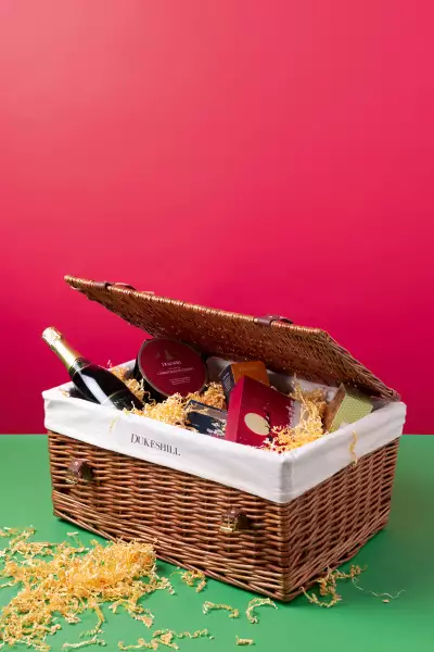 Best Christmas hampers 2021 | Dukeshill It's a Wonderful Life hamper
