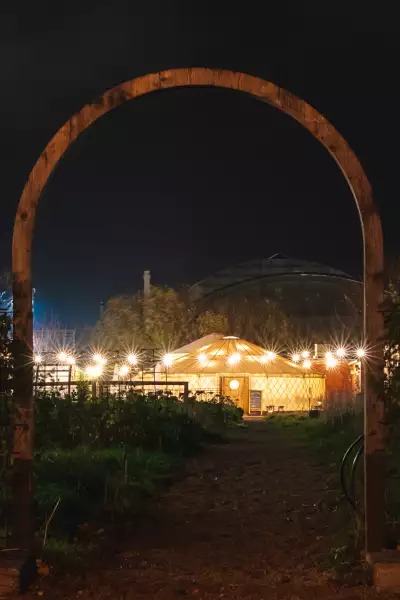 &Oslash;ens Have's yurt and garden at night