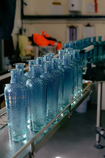 Mermaid Gin bottling at HQ