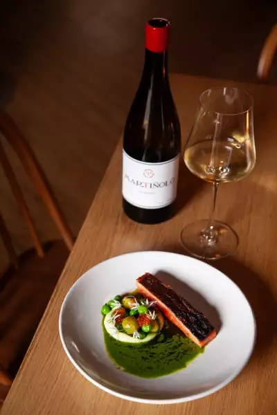 Food and wine at Montrose in Leith