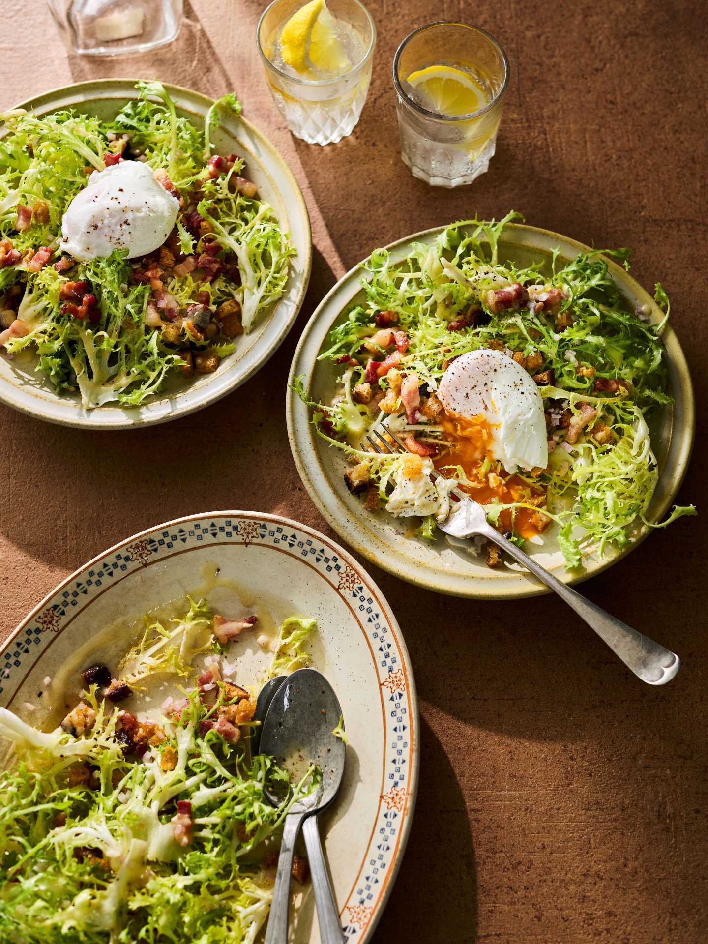 Salad Lyonnaise