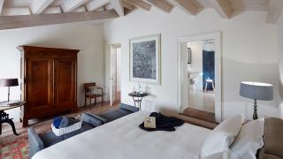 The luxurious bedrooms at Rocca delle Tre Contrade