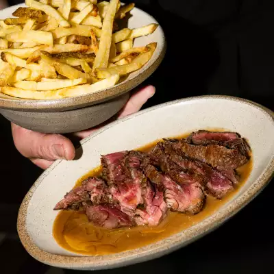 Steak frites at Luna