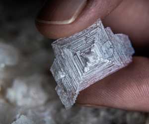 Salt and pepper | A sea salt crystal from Blackthorn salt